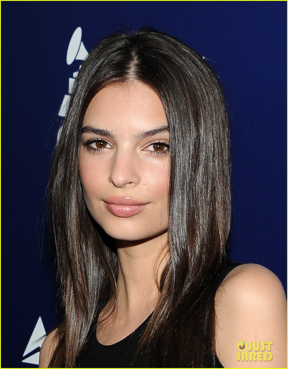 Victoria Justice & Emily Ratajkowski Watch Charli XCX Perform at Delta's Pre-Grammy Party 2015!