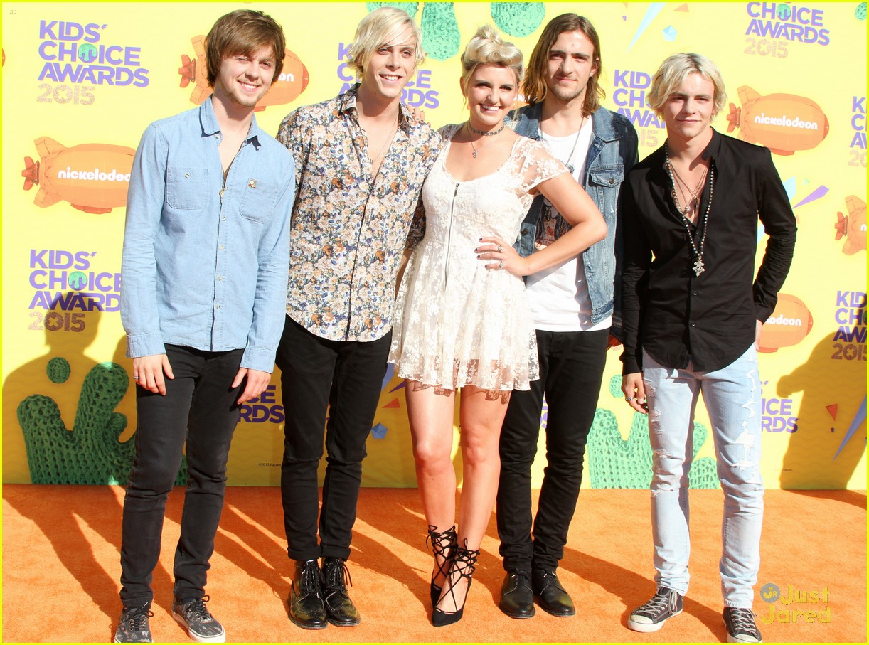 Ross Lynch, Laura Marano, Raini Rodriguez & Calum Worthy Celebrate KCAS Win By Bowling!