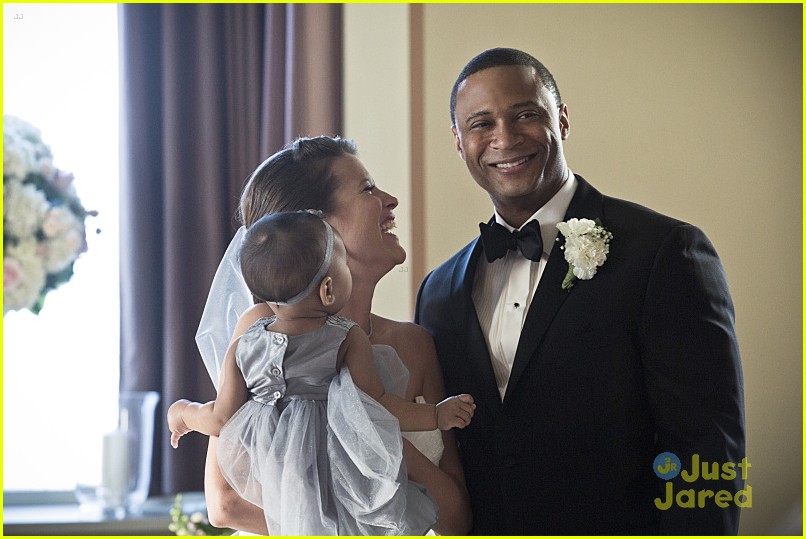 Diggle & Lyla Get Married On Tonight's 'Arrow'!
