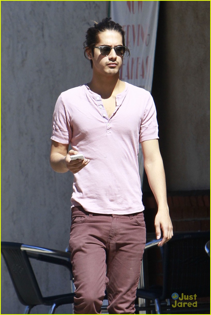 Avan Jogia Gets Inked With Brother Ketan