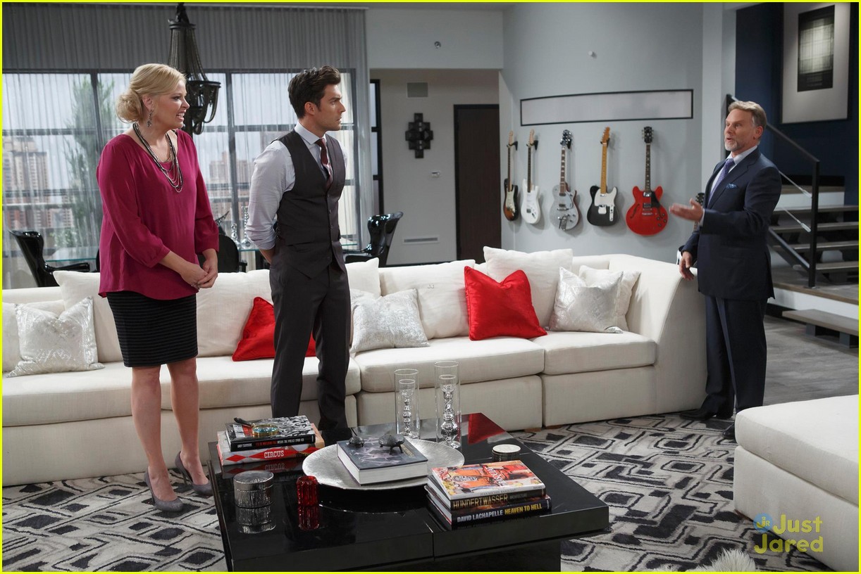 Bonnie & Brad Butt Heads In Tonight's 'Baby Daddy'