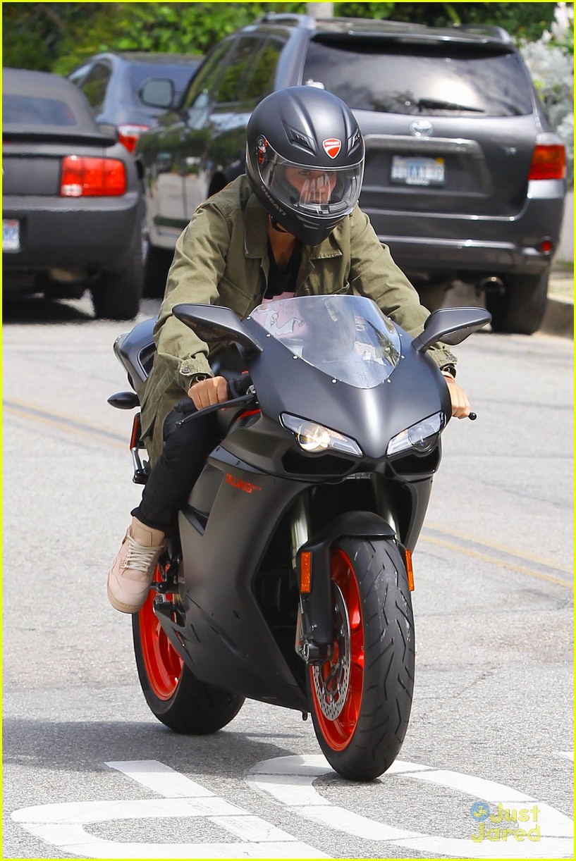 Justin Bieber Gets Sued By Egging Neighbor