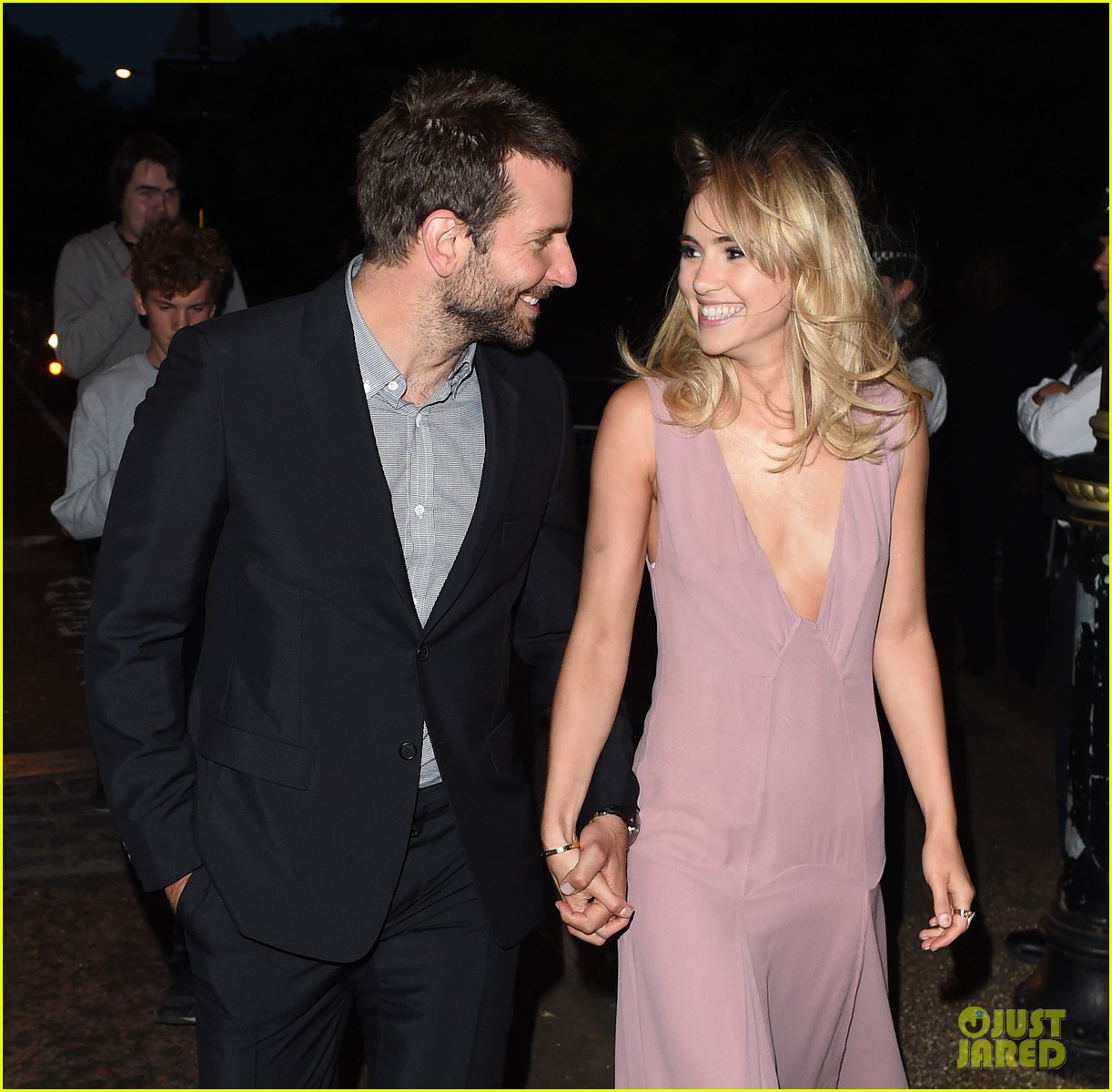 Suki Waterhouse & Bradley Cooper Split After 2 Years Together (Report)