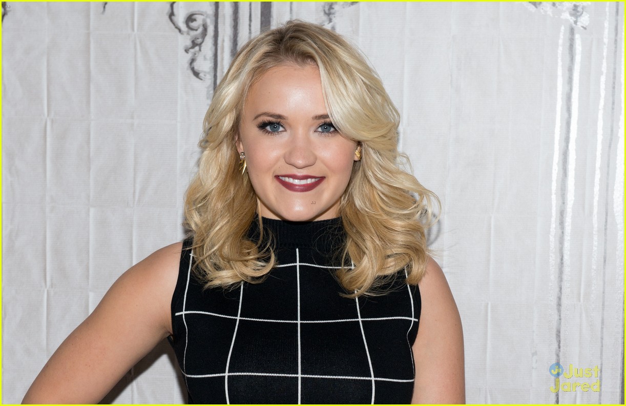 Emily Osment Says Keegan Allen Will Play Her Love Interest on 'Young & Hungry'