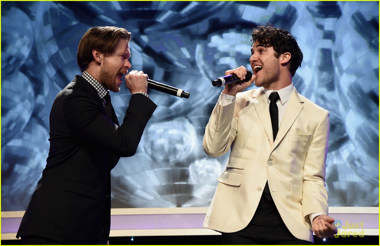 Lea Michele Sings With 'Glee' Co-Stars at Family Equality Council Dinner