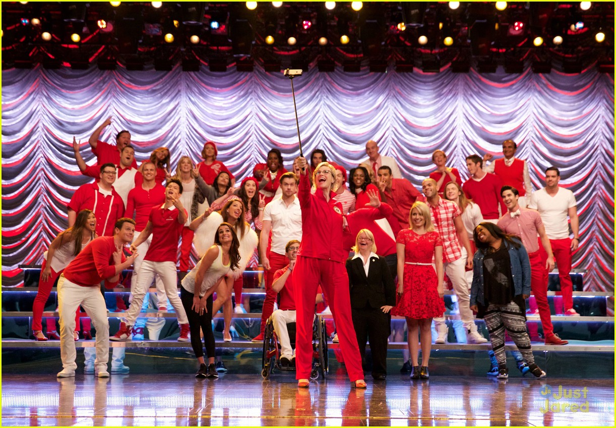 'Glee' Says Goodbye TONIGHT - See Pics & Song List Ahead of Series Finale