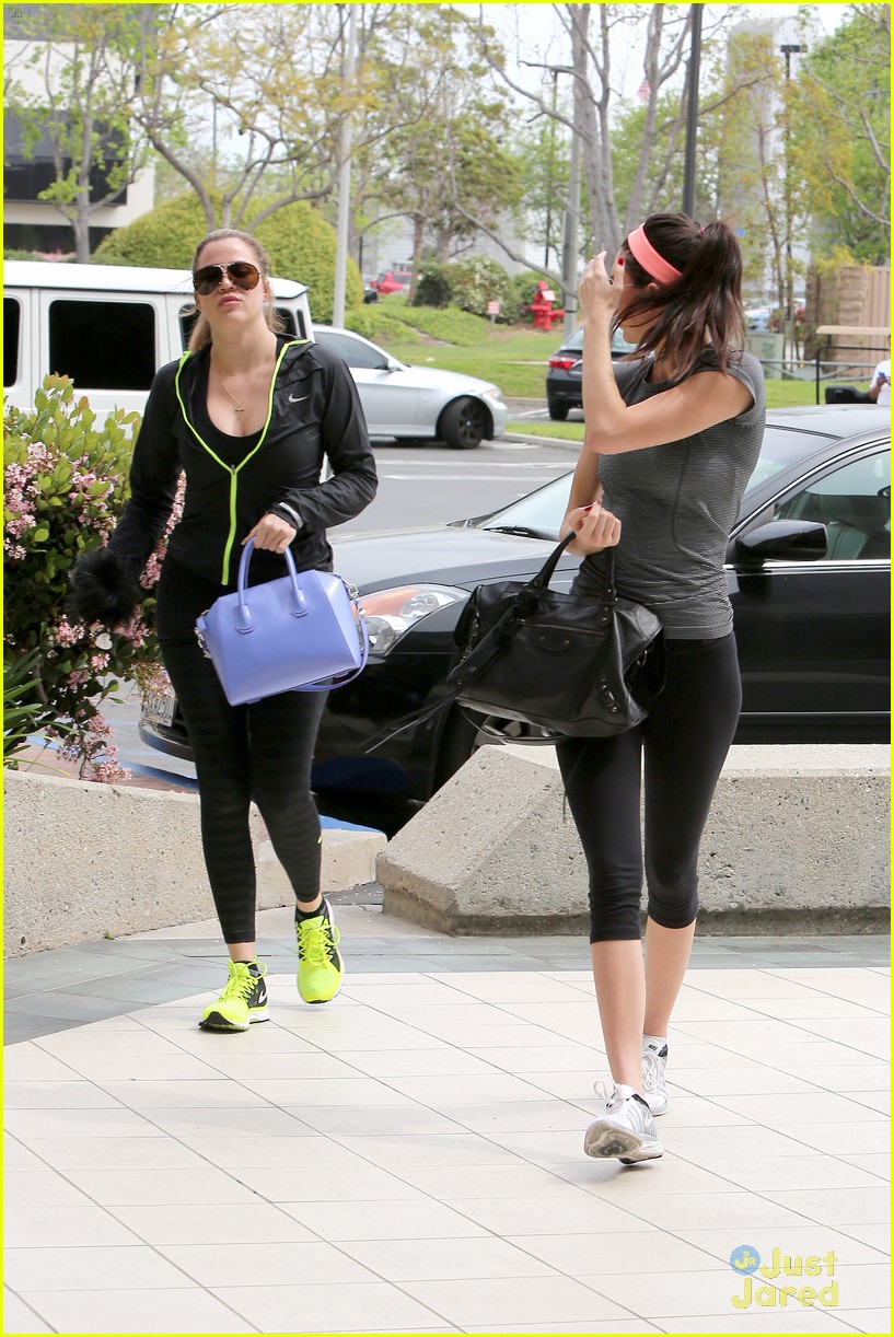 Kendall Jenner Hits the Gym After Calling Out Us Weekly