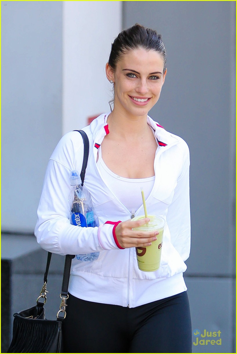 Jessica Lowndes Shares New Workout Videos On Instagram - Watch Here