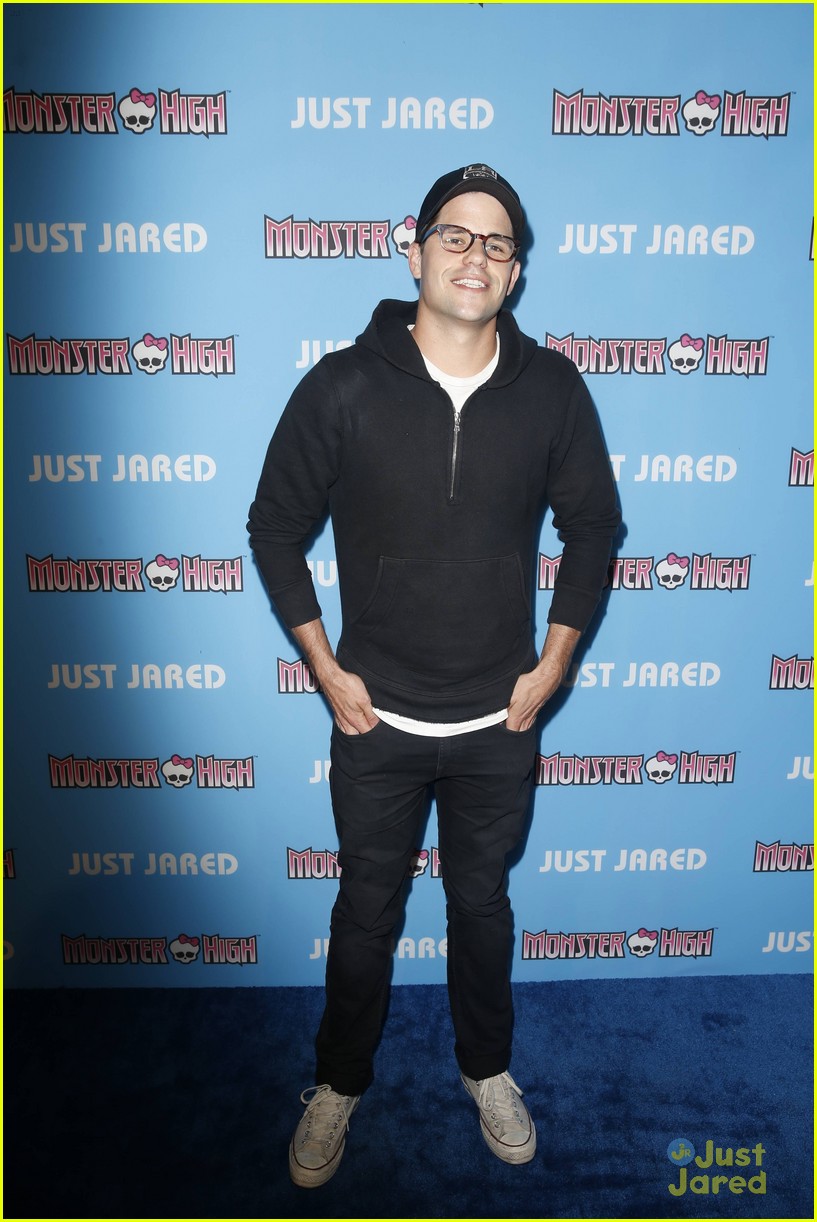 Mark Salling Stages 'Glee' Reunion with Max Adler at JJ's Throwback Thursday Party!
