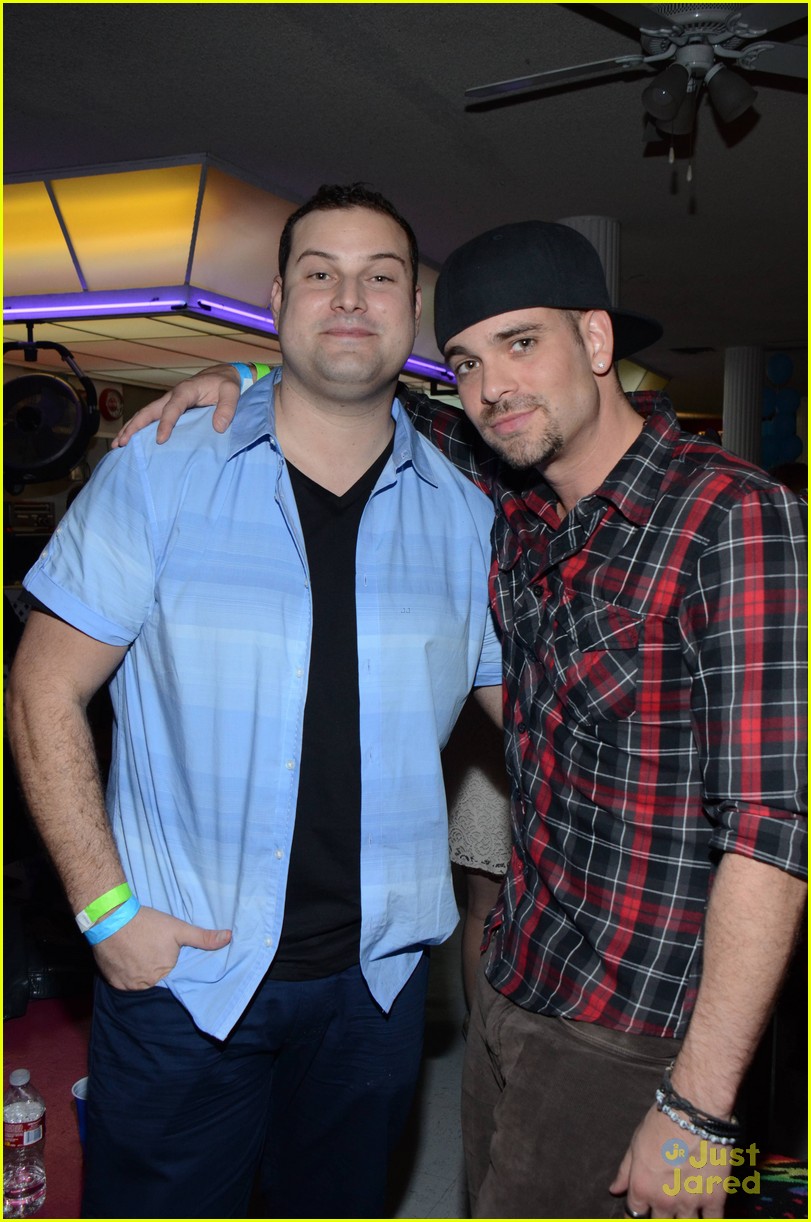 Mark Salling Stages 'Glee' Reunion with Max Adler at JJ's Throwback Thursday Party!