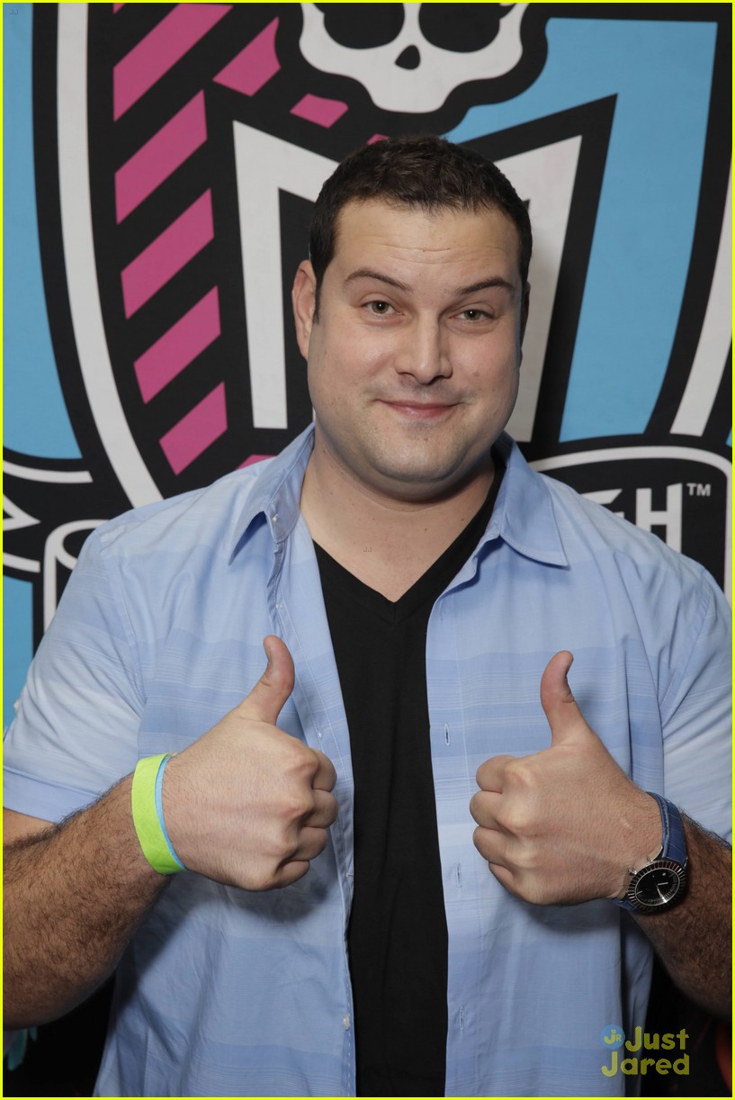 Mark Salling Stages 'Glee' Reunion with Max Adler at JJ's Throwback Thursday Party!