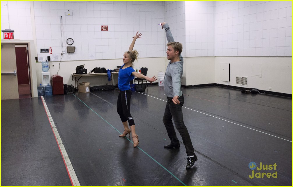 Derek Hough Spins Nastia Liukin Around & Around & Around In Cute Instagram Video