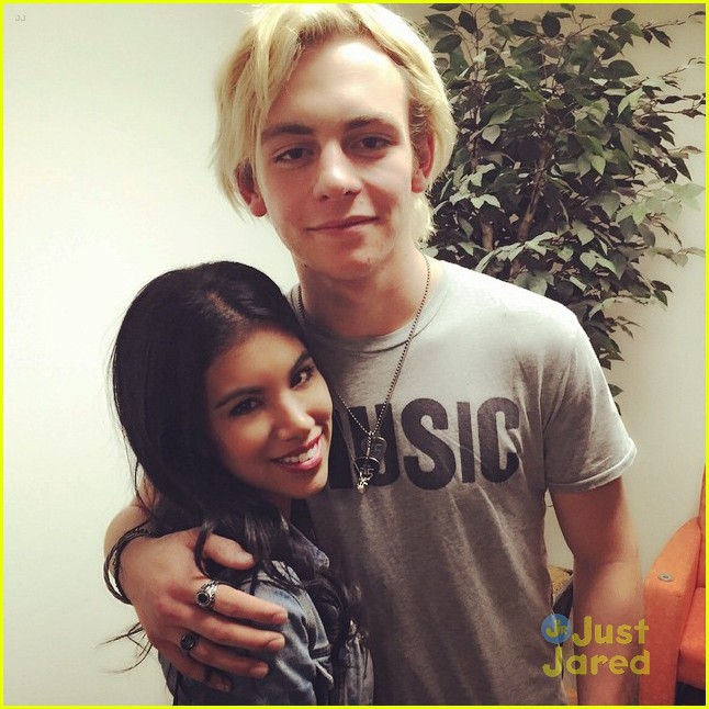 Ross Lynch, Maia Mitchell, Jordan Fisher & More Continue Shooting 'Teen Beach 2' Promos