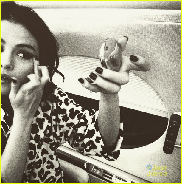 Selena Gomez Spends Her Weekend with Taylor Swift!