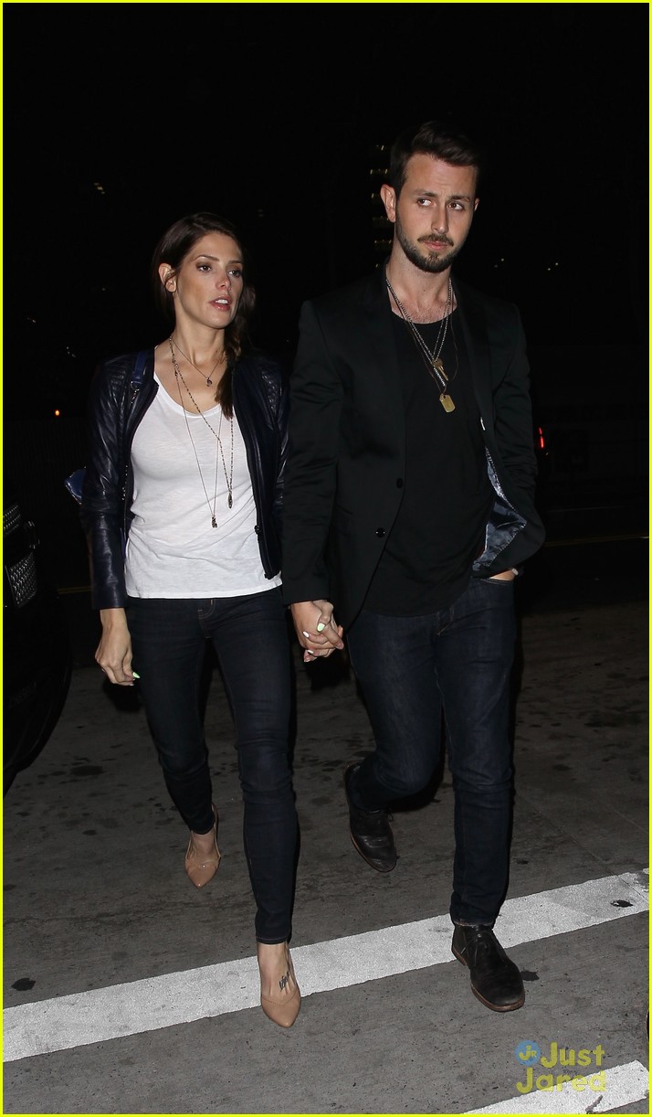 Ashley Greene & Kellan Lutz Have a Mini 'Twilight' Reunion!