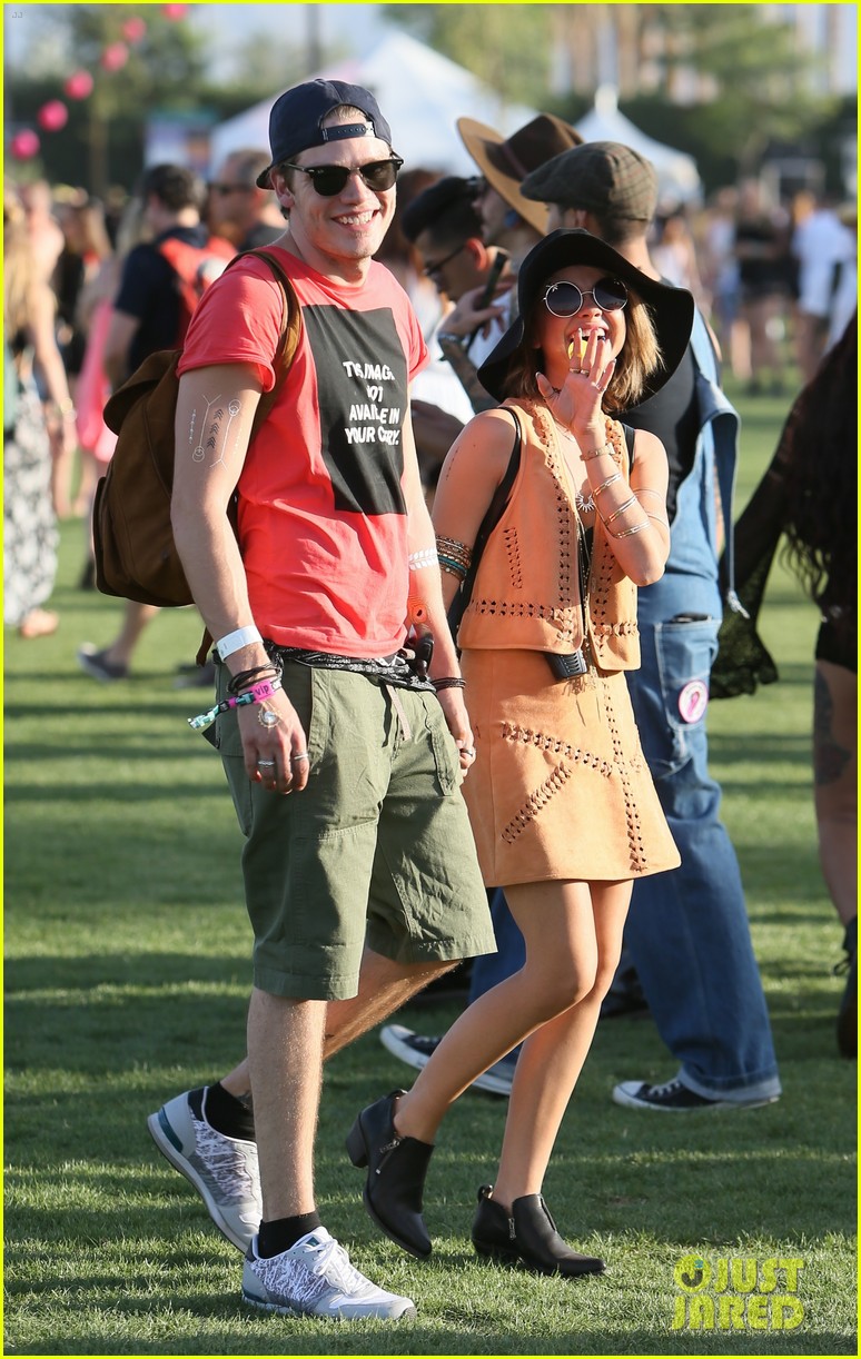 Brooklyn Beckham & More Celebs Wrap Up Coachella Weekend One!