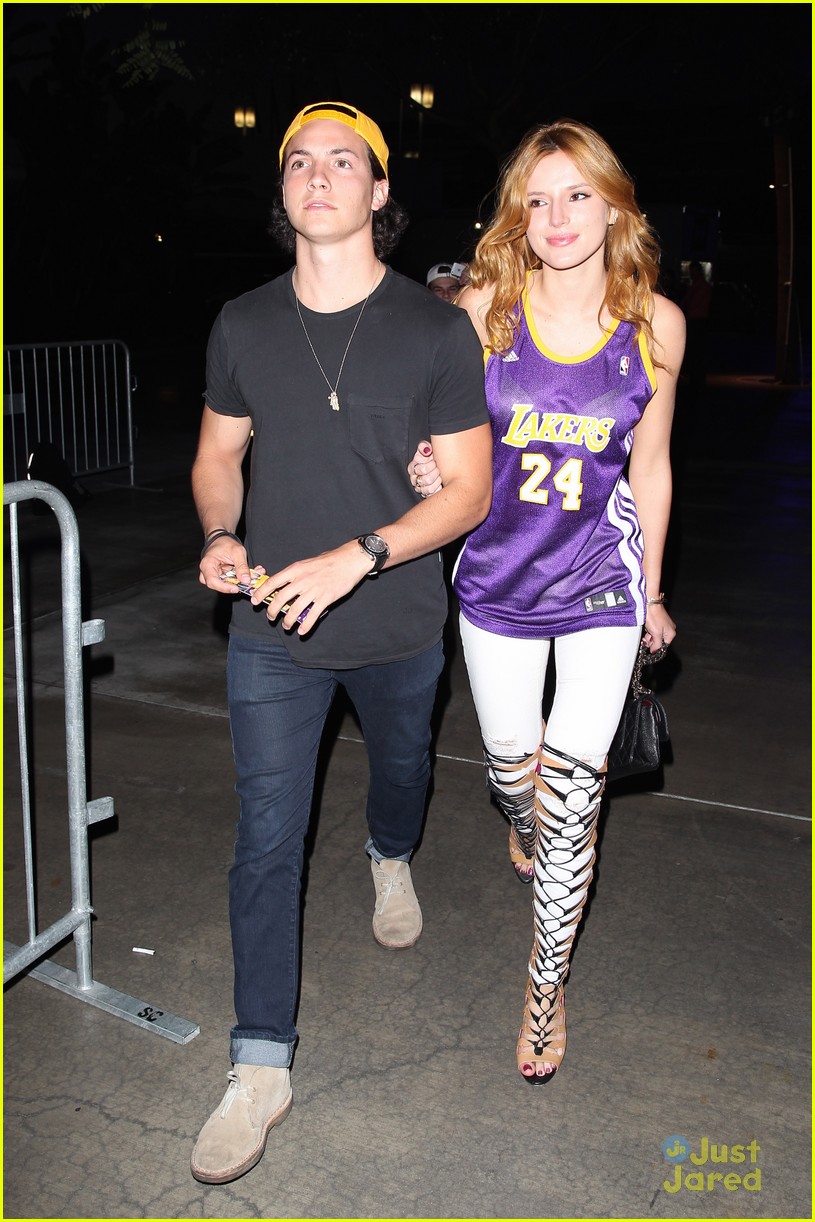 Bella Thorne Brings New Beau Ryan Nassif To Lakers Game