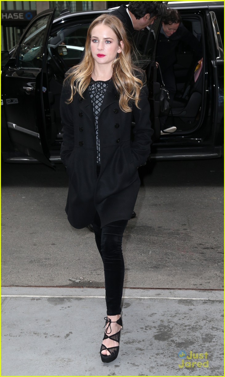 Britt Robertson & Scott Eastwood Swing By SiriusXM For 'The Longest Ride'