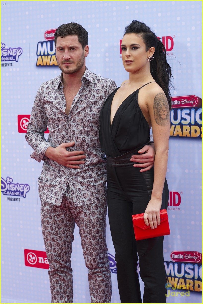 Riker Lynch & Allison Holker Hit Up RDMAs with Rumer Willis & Val Chmerkovskiy