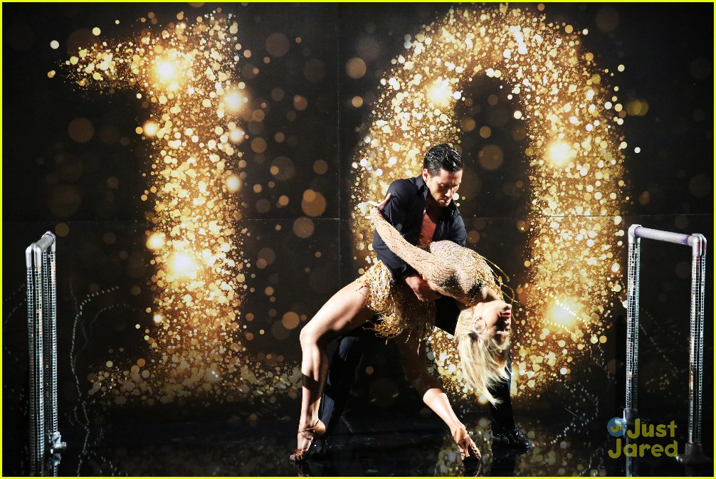 'Dancing With The Stars' 10th Anniversary Special Sneak Peek Pics!