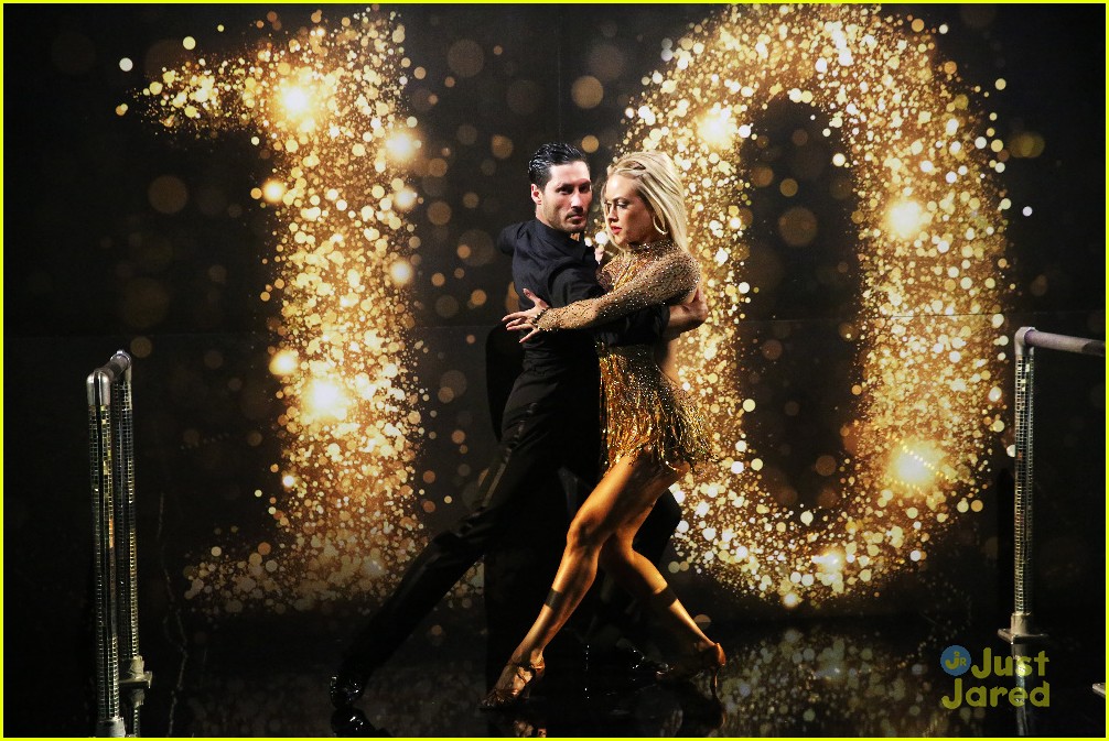 'Dancing With The Stars' 10th Anniversary Special Sneak Peek Pics!