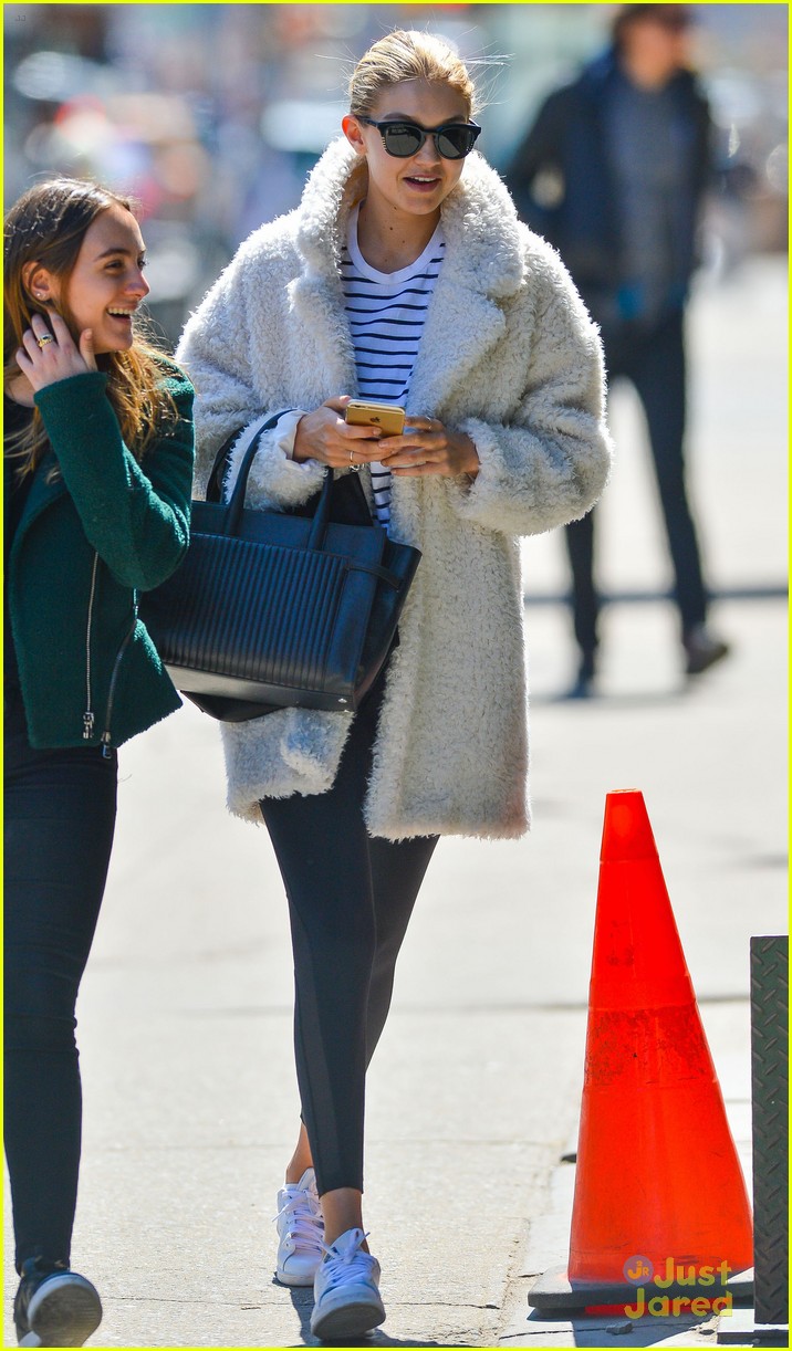 Cody Simpson Says There Are No 'Ugly' Pics Of Gigi Hadid