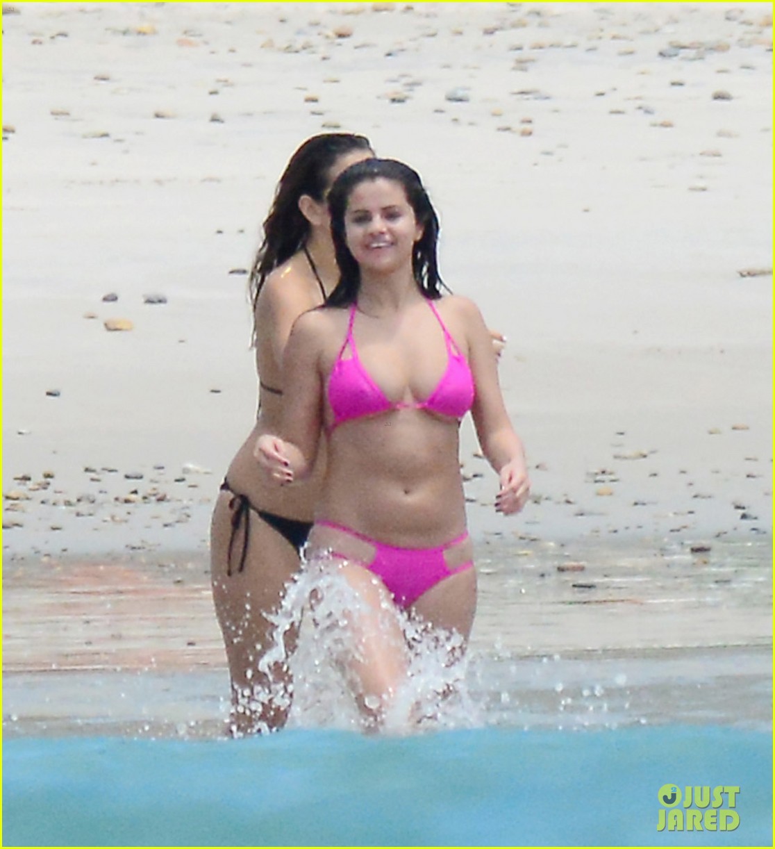 Selena Gomez Hits the Beach In Her Tiny Bikini!