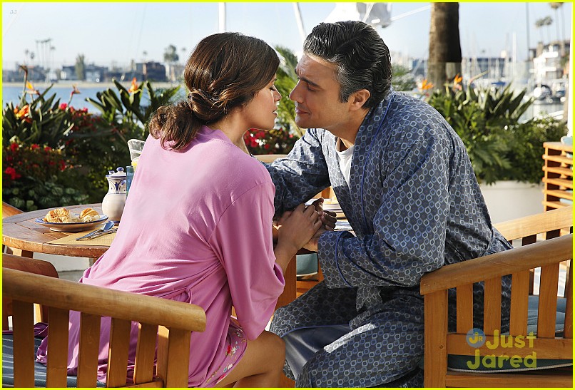 Will Rafael Be Able To Handle Fatherhood on 'Jane The Virgin'?
