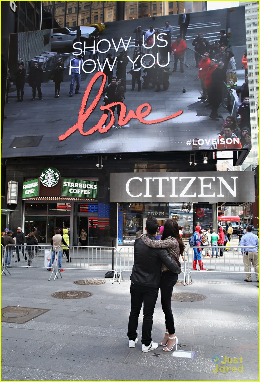 Danielle & Kevin Jonas Kick Off National Lover's Day With Revlon
