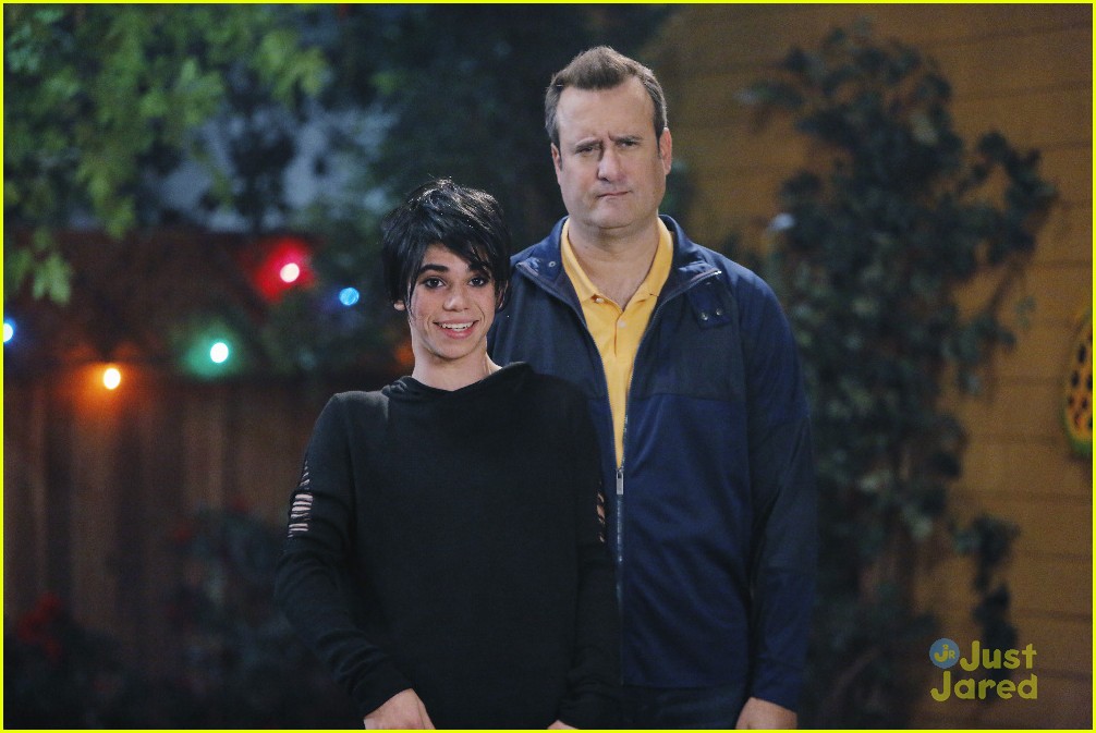 Cameron Boyce Guest Stars on 'Liv & Maddie' Tonight!