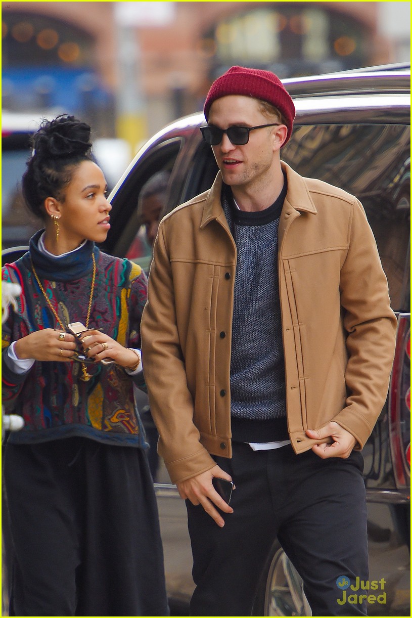 Did Robert Pattinson & FKA twigs Get Engaged or Is It an April Fool's Prank!?