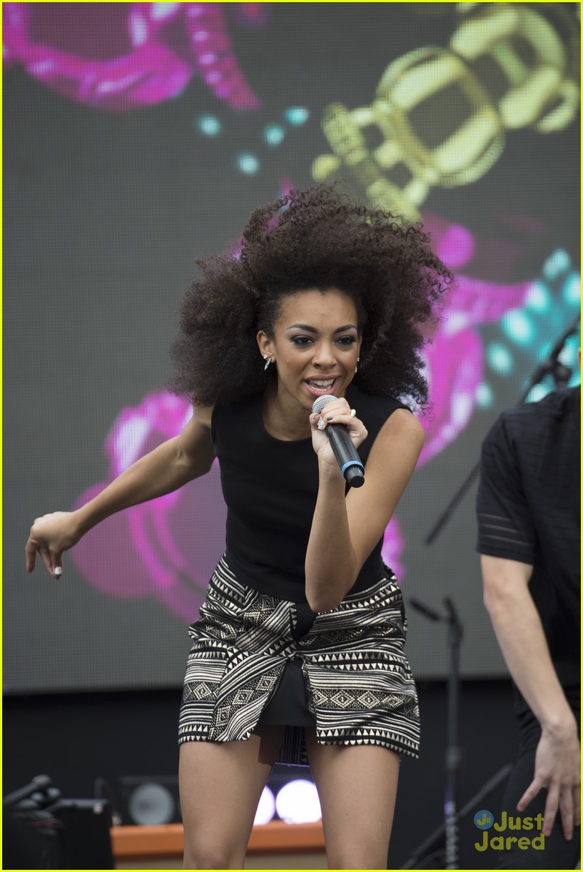 Get A Sneak Peek At the ARDY's Pre-Show Party Before The RDMAs 2015!