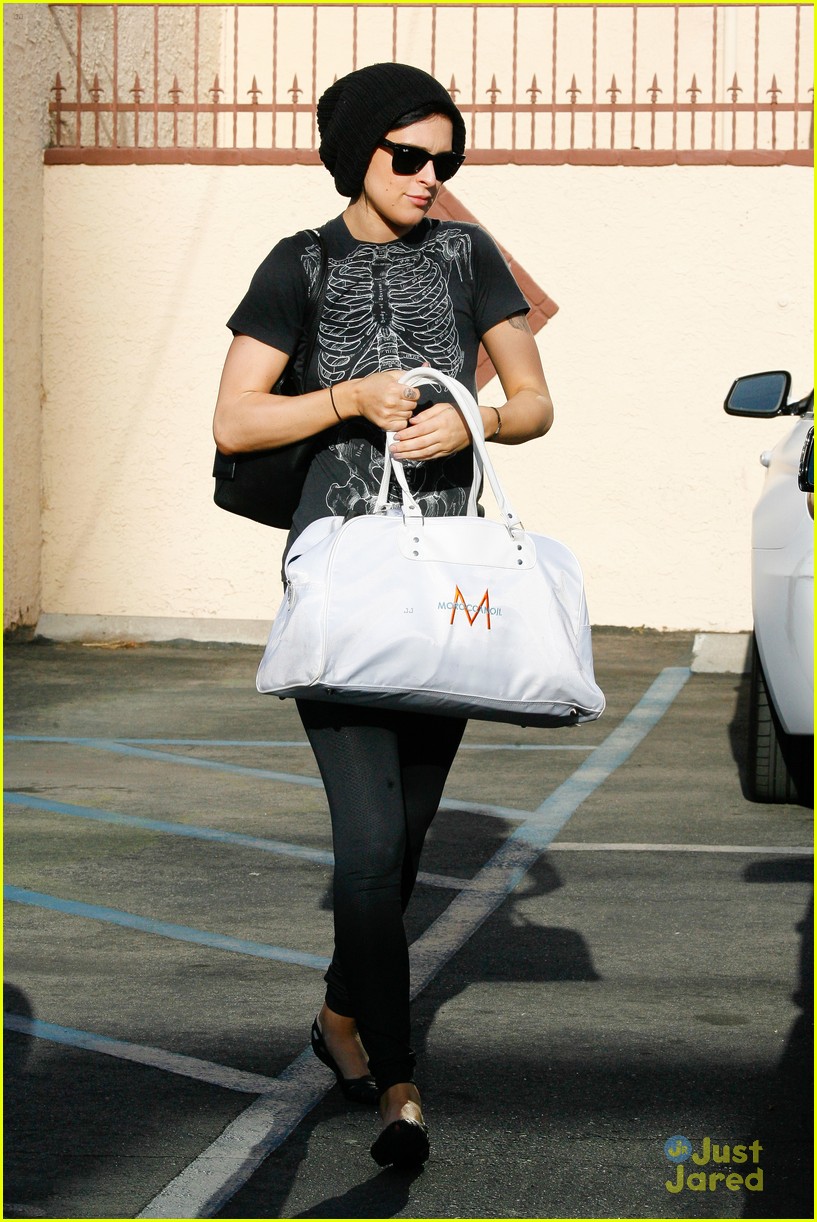 Rumer Willis Dines Out With Jenna Johnson After 'DWTS' Practice With Val Chmerkovskiy