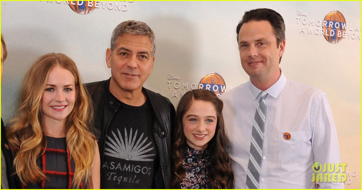 Britt Robertson Describes Working with George Clooney on 'Tomorrowland'