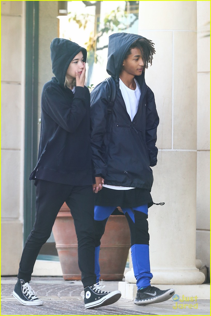 Jaden Smith Holds Hands With a Mystery Girl!