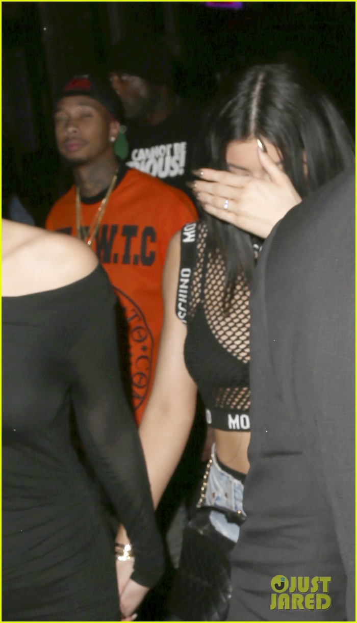 Kendall & Kylie Jenner Hit Up Met Gala 2015 After Parties!