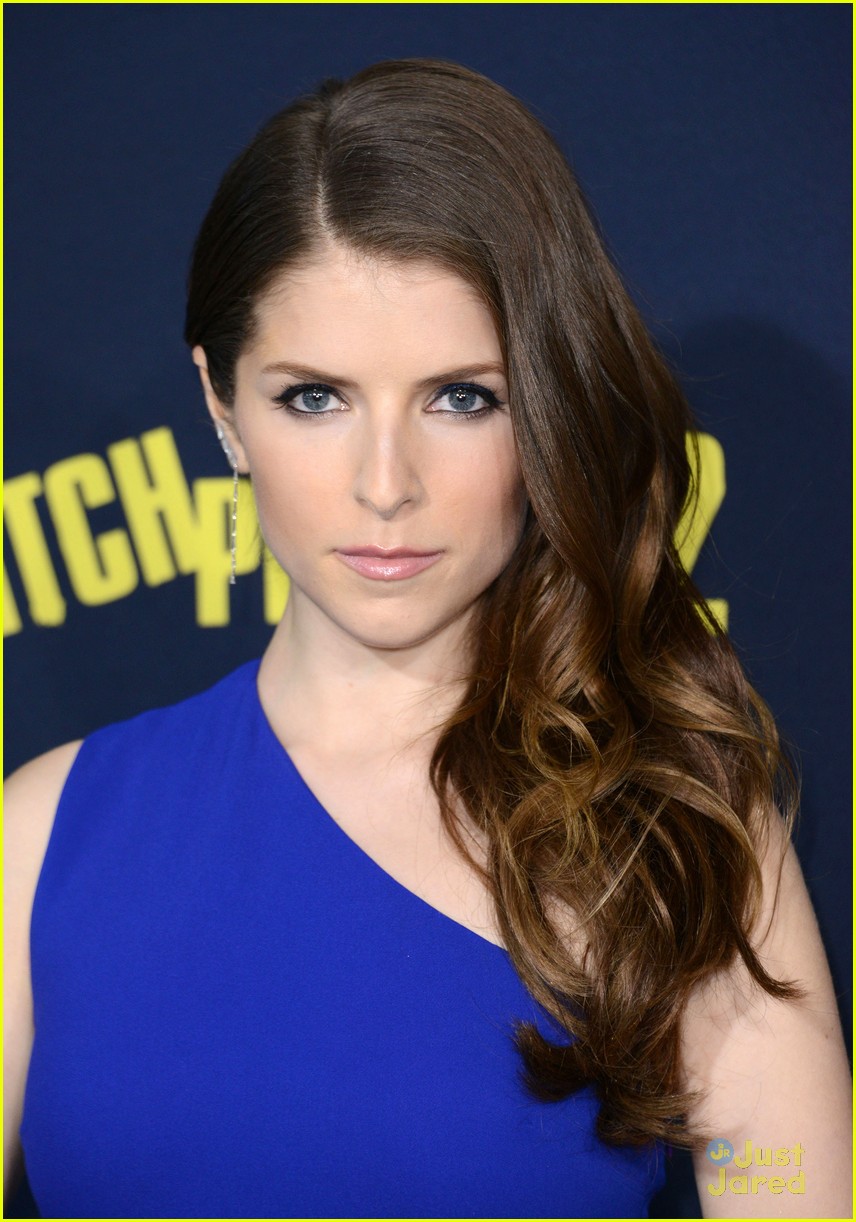 Anna Kendrick & Hailee Steinfeld Hit All the Right Notes at 'Pitch Perfect 2' Premiere