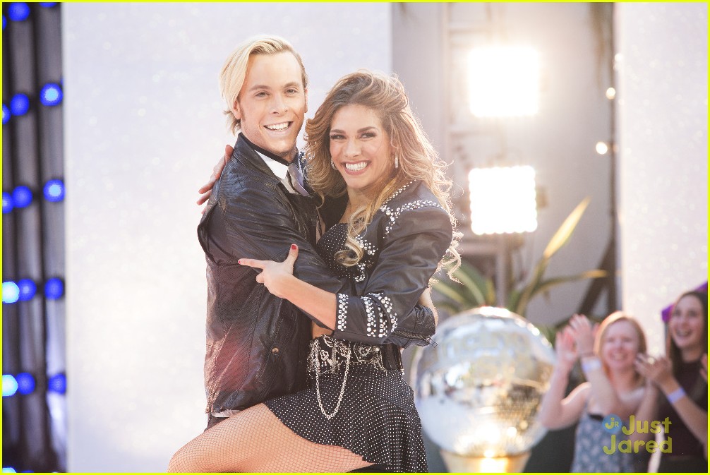 Riker Lynch & Allison Holker Repeat Freestyle On 'DWTS' Season Finale - See The Pics!