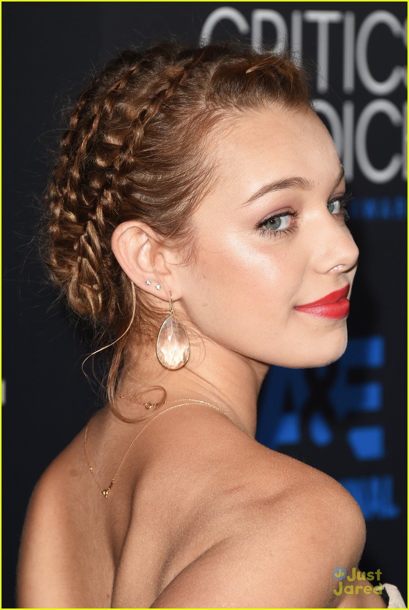 Sadie Calvano Gets Glam For Critics' Choice TV Awards 2015