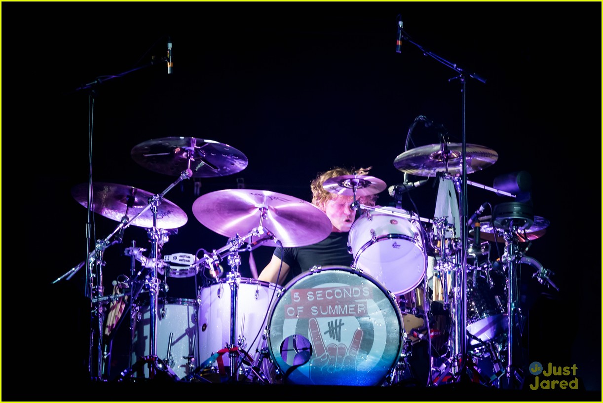 5 Seconds of Summer Bring Down the House in Birmingham!