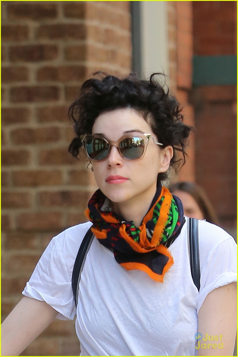 Cara Delevingne & St. Vincent Spark Engagement Rumors With Simple Instagram Pic