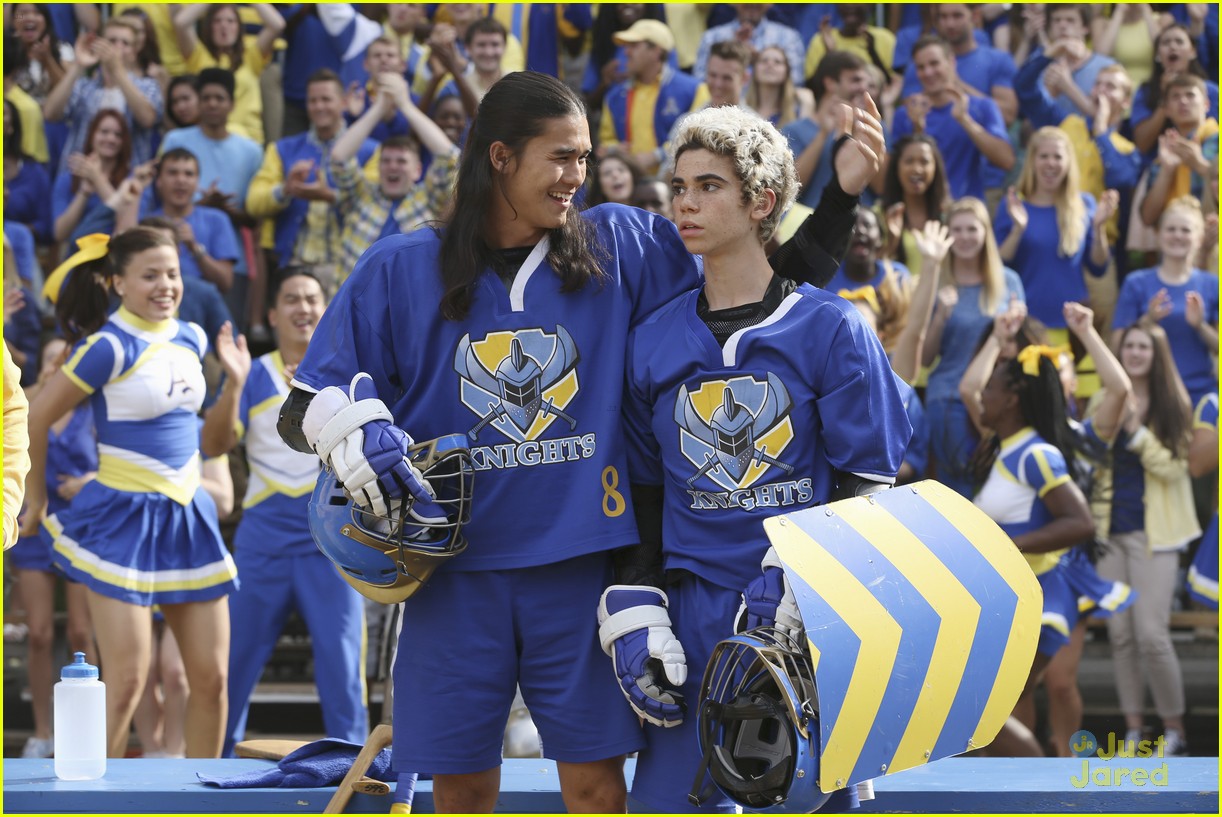 See The New 'Descendants' Pics Before Shawn Mendes' Music Video Premiere!