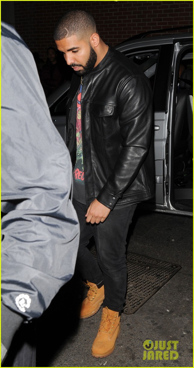 Gigi Hadid & Kendall Jenner Hit the Town with Joe Jonas