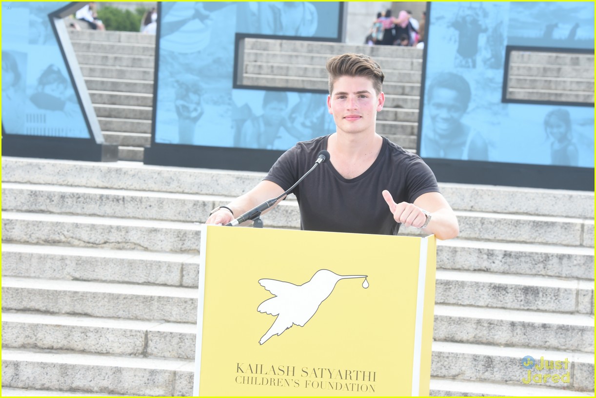 Gregg Sulkin Speaks At Satyarthi Children's Foundation Rally In Washington, D.C. - Watch Here!