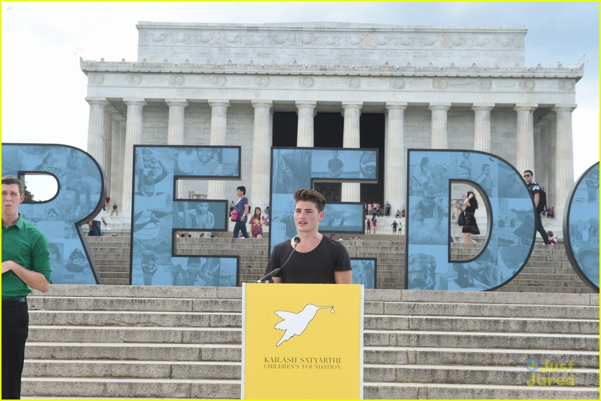Gregg Sulkin Speaks At Satyarthi Children's Foundation Rally In Washington, D.C. - Watch Here!