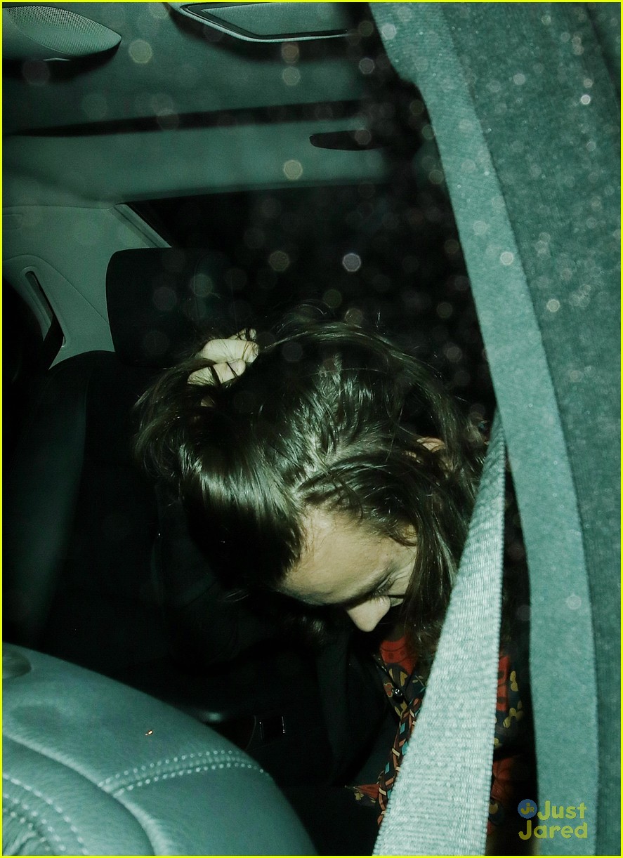 Harry Styles Reportedly Hooking Up With Victoria's Secret Model Sara Sampaio