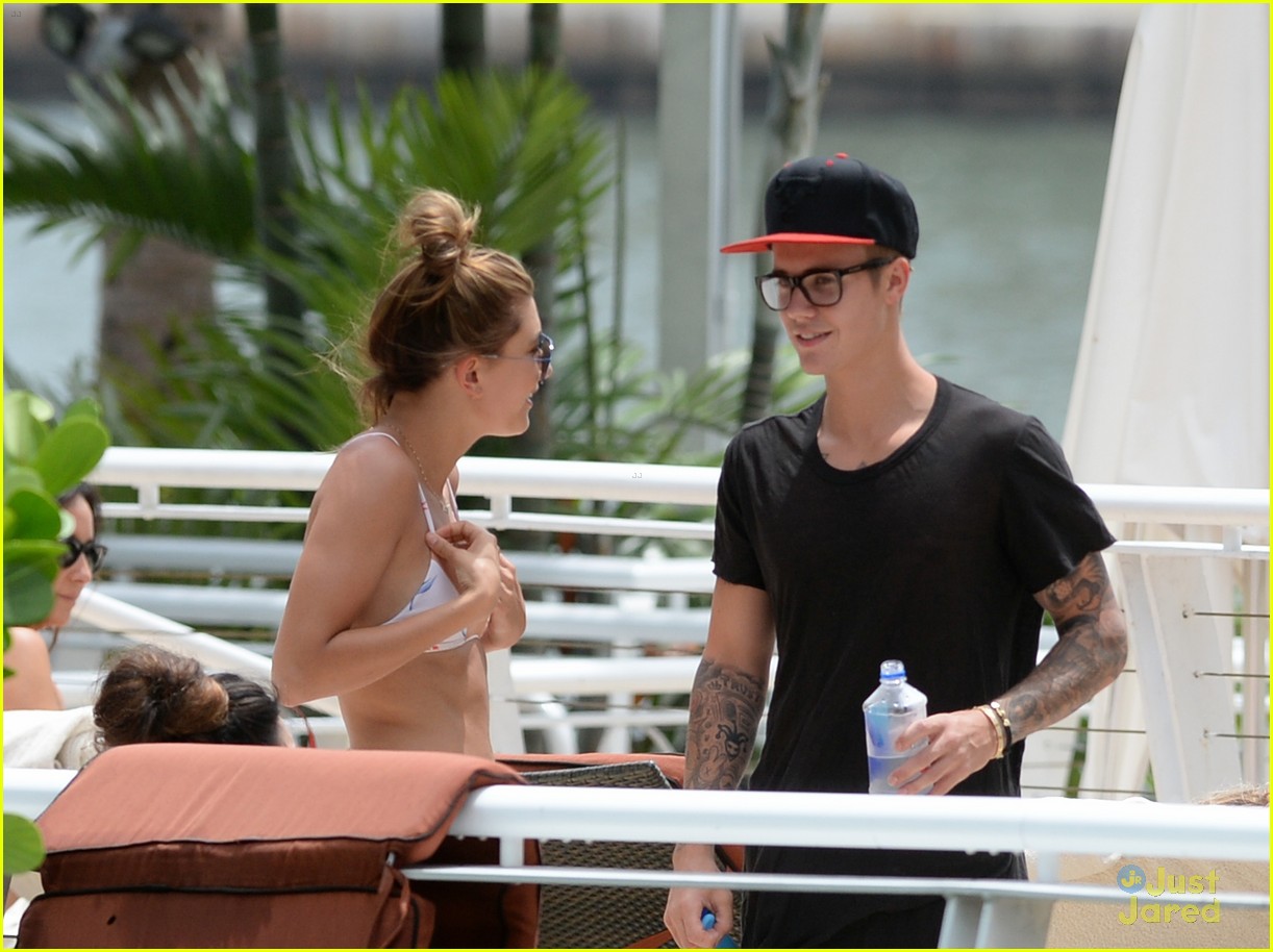 Justin Bieber's Calvins Turn See-Through While Jet Skiing with Hailey Baldwin!