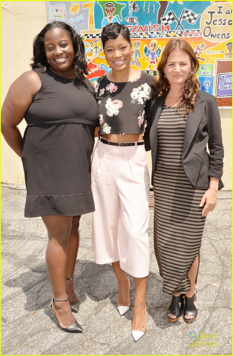 Keke Palmer Unveils Student Mural of Jesse Owens with P.S. Arts