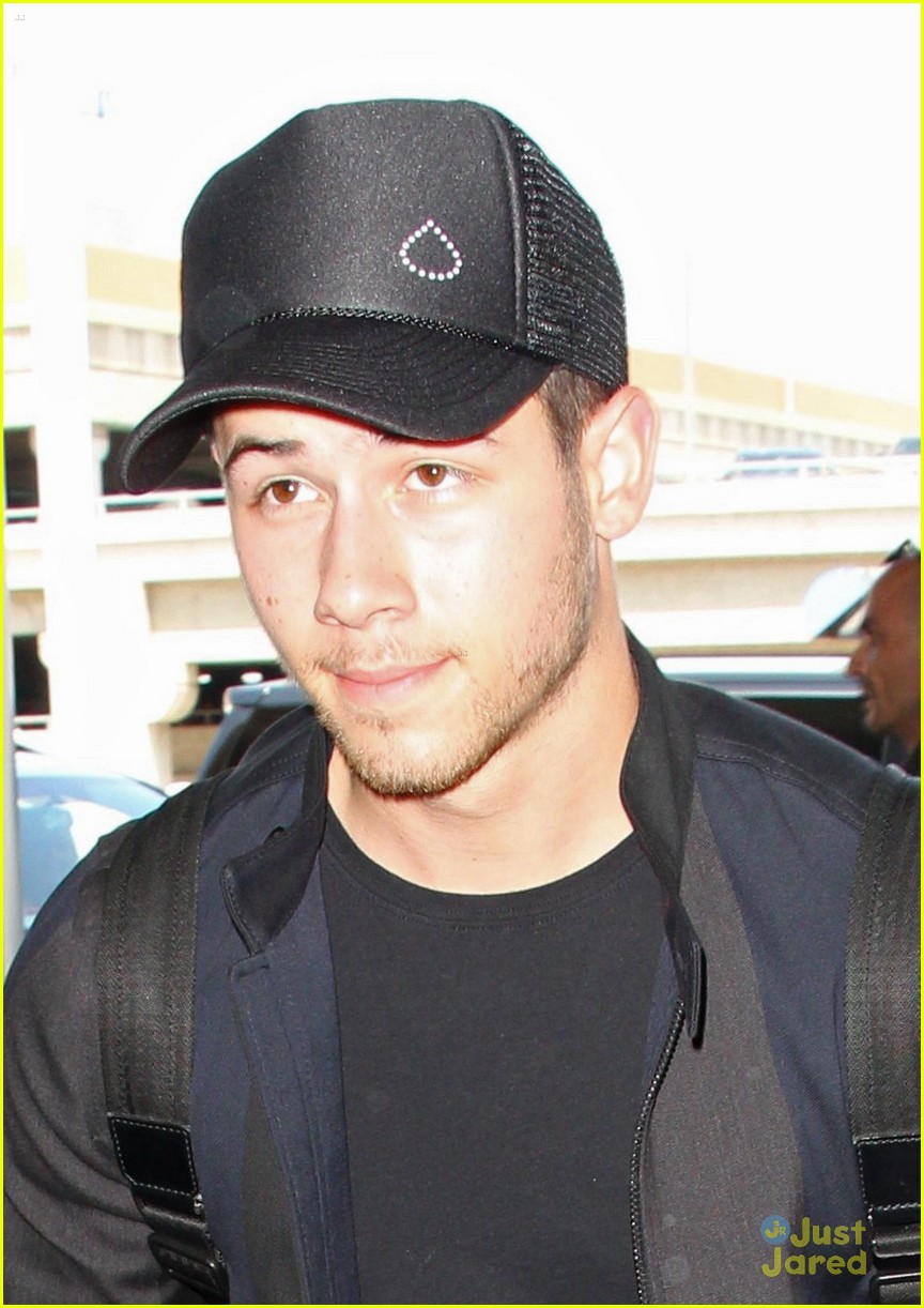 Nick Jonas Is a Total Tonys Stud!