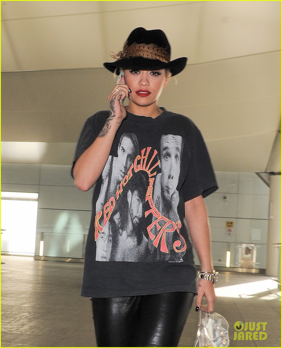 Rita Ora Finds Her 'Poison' In New Music Video - Watch Here!